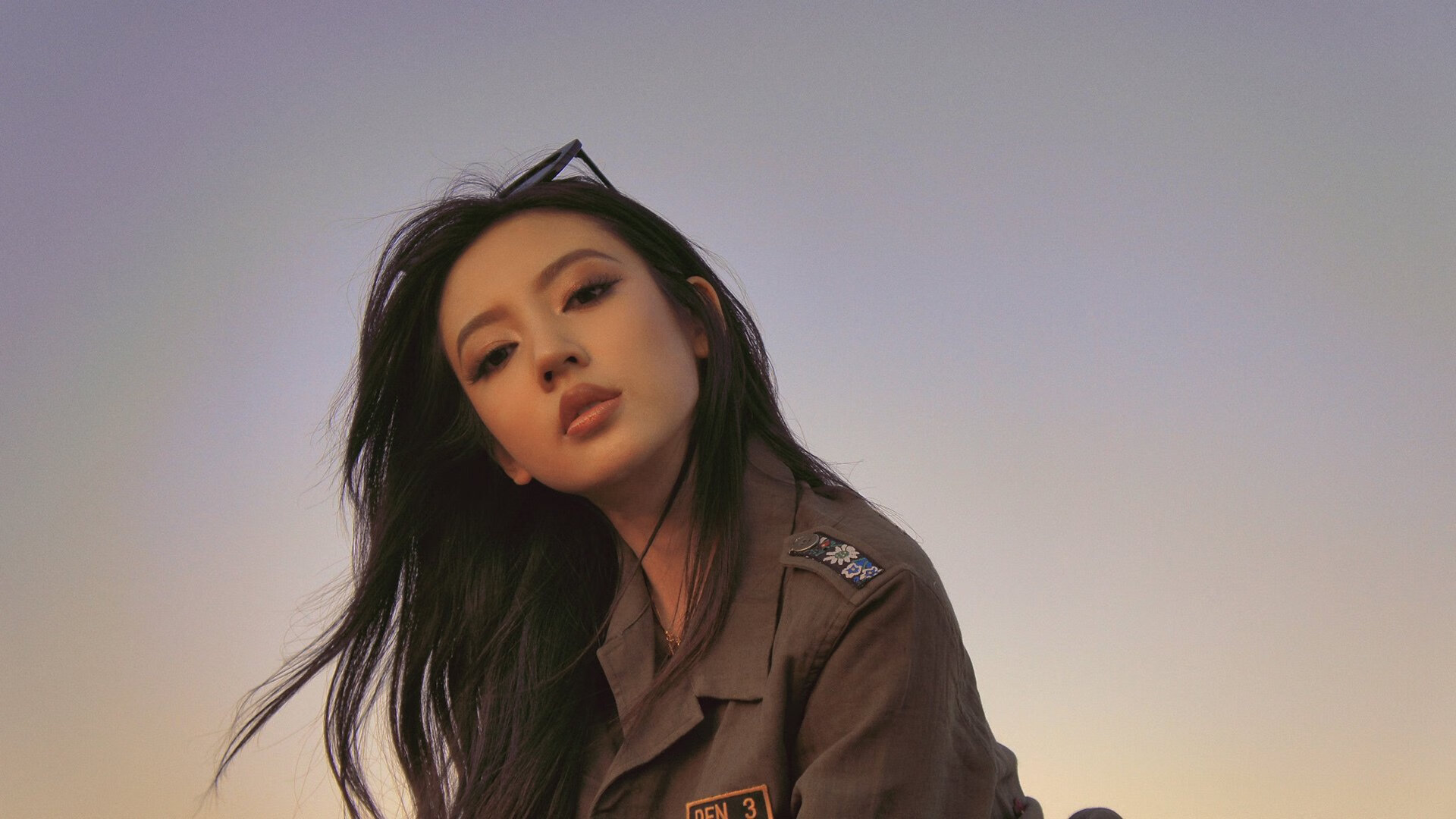 开云网站-“逆境中的逐光者”——那些铸就传奇的车手故事，励志车手故事